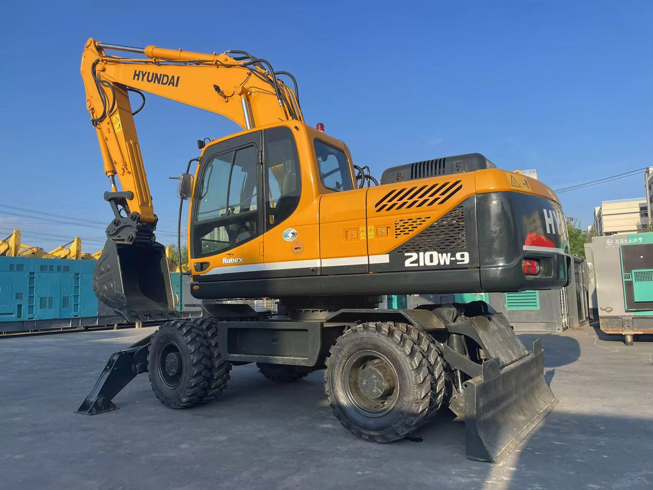 Hyundai R210W-9 - Excavadora de ruedas: foto 5 Hyundai R210W-9 - Excavadora de ruedas: foto 5