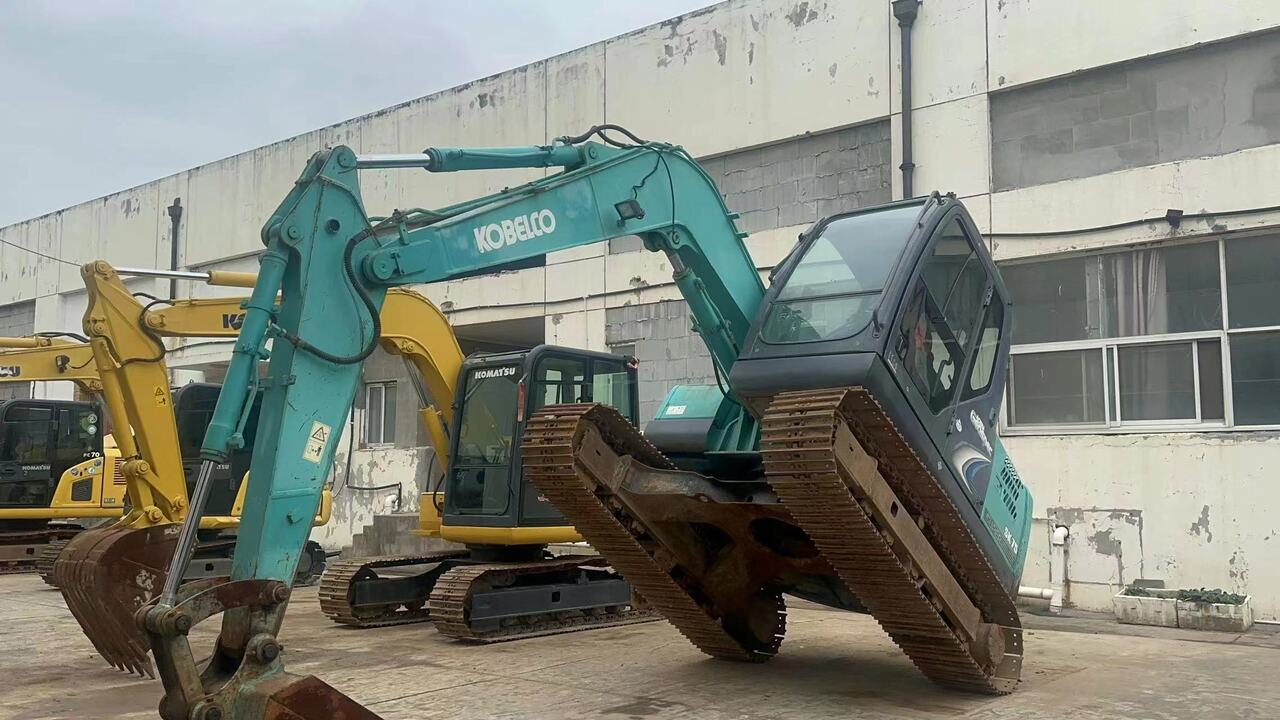 KOBELCO SK75 - Miniexcavadora: foto 3 KOBELCO SK75 - Miniexcavadora: foto 3