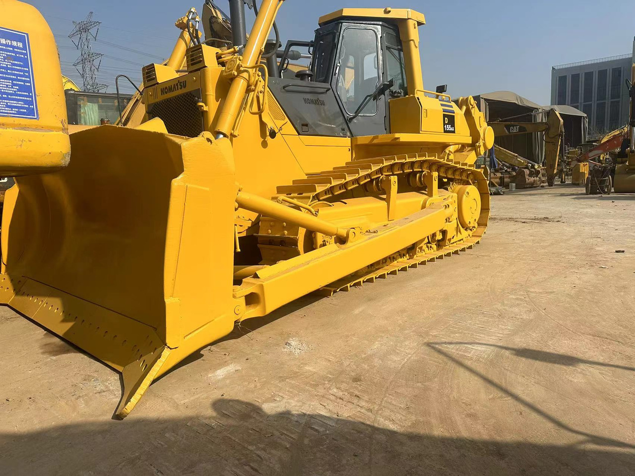KOMATSU D155AX - Bulldozer: foto 1 KOMATSU D155AX - Bulldozer: foto 1