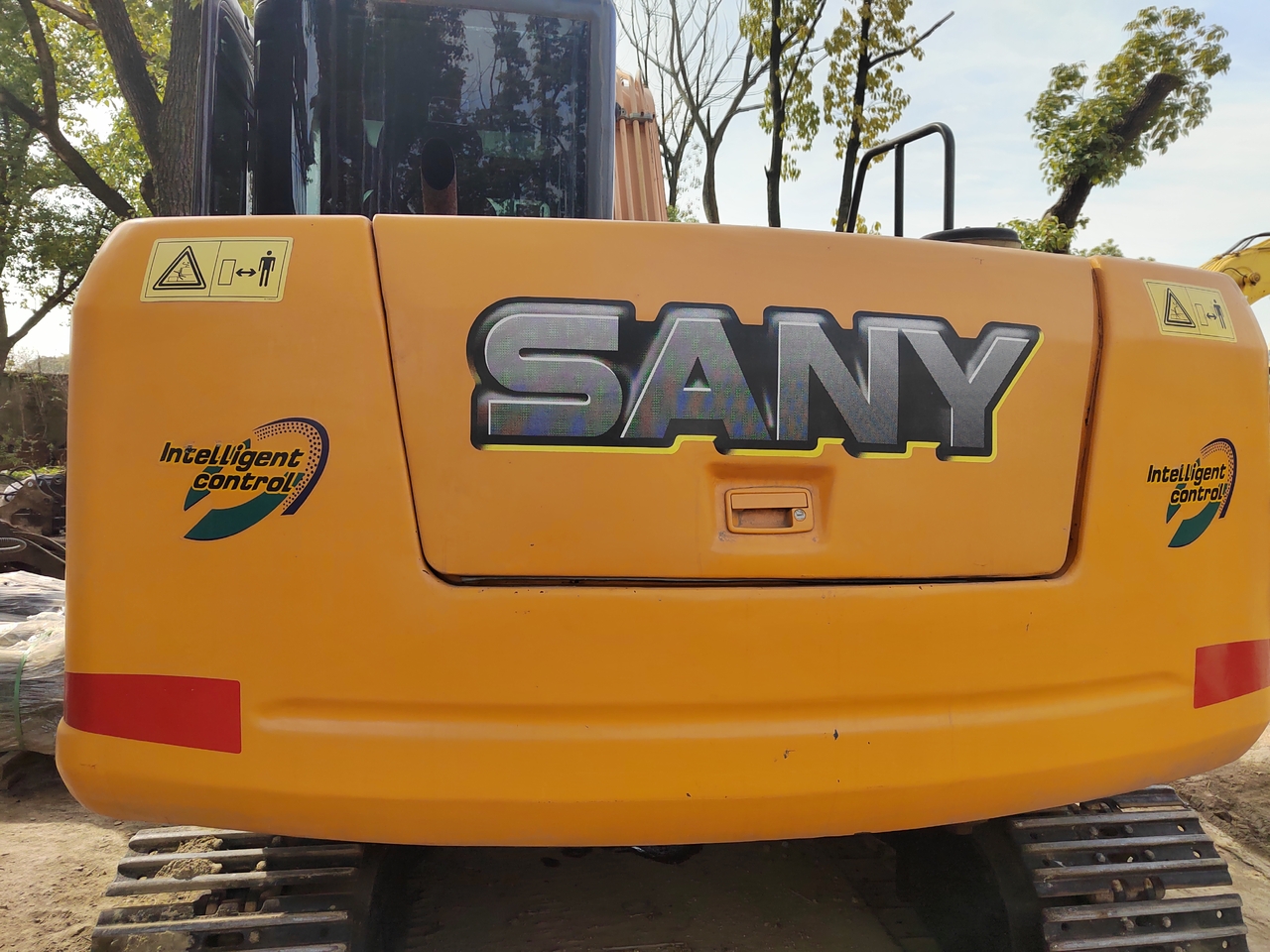 SANY SY95C - Excavadora de cadenas: foto 2 SANY SY95C - Excavadora de cadenas: foto 2