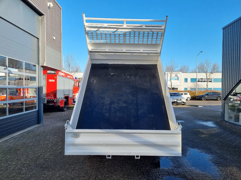 Iveco Daily 35C18 3.0D Kipper Hi-Matic Euro 6 GVW 3500 kg - Furgoneta basculante: foto 4 Iveco Daily 35C18 3.0D Kipper Hi-Matic Euro 6 GVW 3500 kg - Furgoneta basculante: foto 4