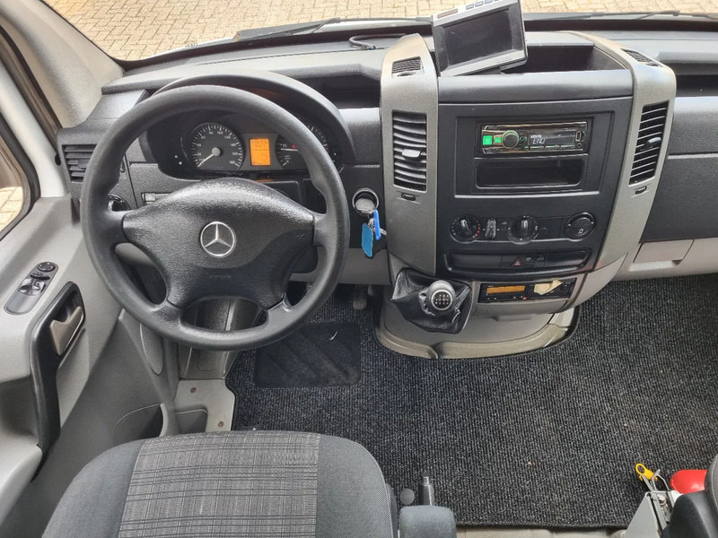 Furgoneta caja cerrada Mercedes-Benz Sprinter 516 CDI Koffer LBW Dhollandia 750KG 24KUB: foto 6