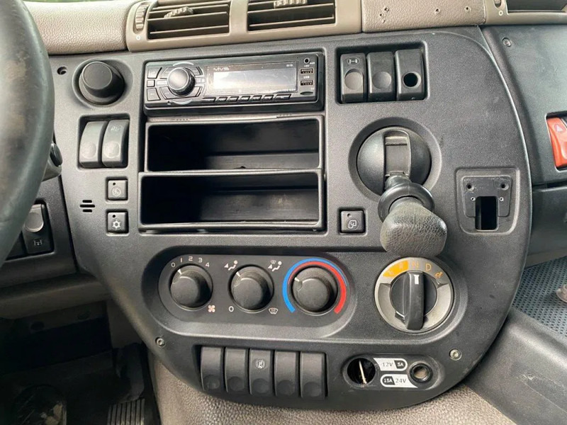 Cabeza tractora DAF CF 85.410 85CF 410 AUTOMATIC: foto 16 Cabeza tractora DAF CF 85.410 85CF 410 AUTOMATIC: foto 16