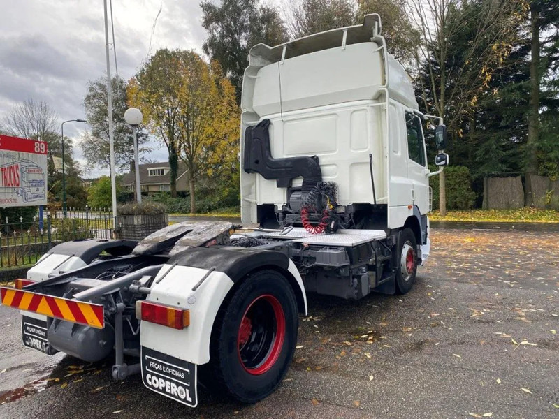 Cabeza tractora DAF CF 85.410 85CF 410 AUTOMATIC: foto 8 Cabeza tractora DAF CF 85.410 85CF 410 AUTOMATIC: foto 8