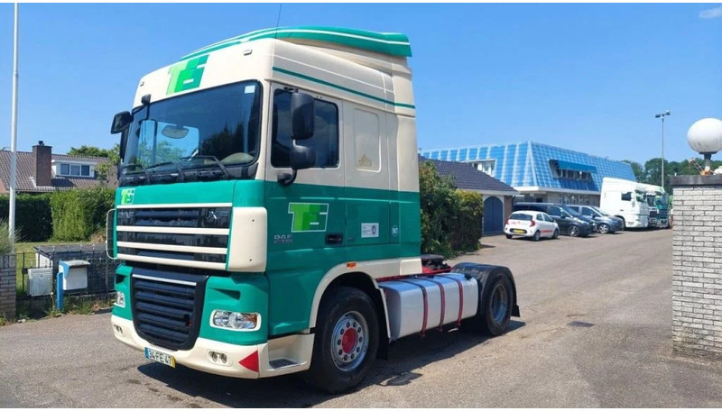 DAF XF 105.410 3 PIECES AVAILABLE - Cabeza tractora: foto 5 DAF XF 105.410 3 PIECES AVAILABLE - Cabeza tractora: foto 5
