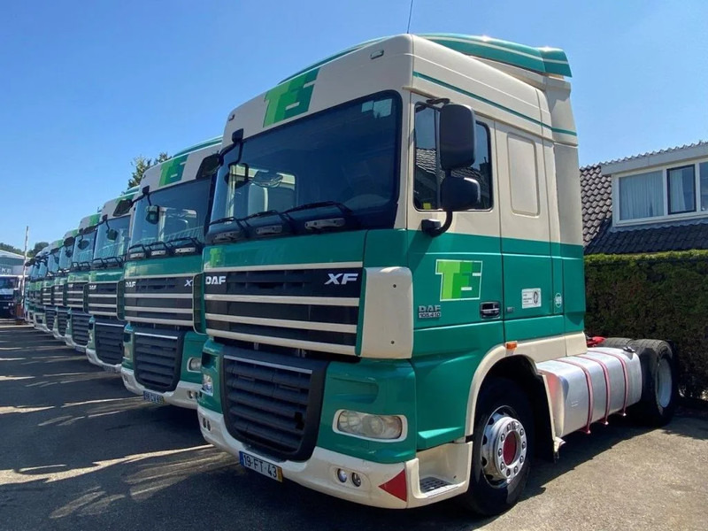 DAF XF 105.410 4 PIECES AVAILABLE - Cabeza tractora: foto 4 DAF XF 105.410 4 PIECES AVAILABLE - Cabeza tractora: foto 4