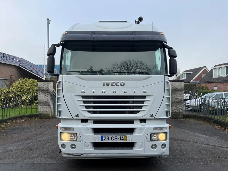 Iveco Stralis 440.48 MANUAL ZF GEARBOX CLEAN CONDITION - Cabeza tractora: foto 2 Iveco Stralis 440.48 MANUAL ZF GEARBOX CLEAN CONDITION - Cabeza tractora: foto 2