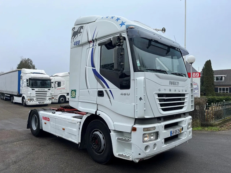Iveco Stralis 440.48 MANUAL ZF GEARBOX ORIGINAL LOW MILEAGE - Cabeza tractora: foto 4 Iveco Stralis 440.48 MANUAL ZF GEARBOX ORIGINAL LOW MILEAGE - Cabeza tractora: foto 4