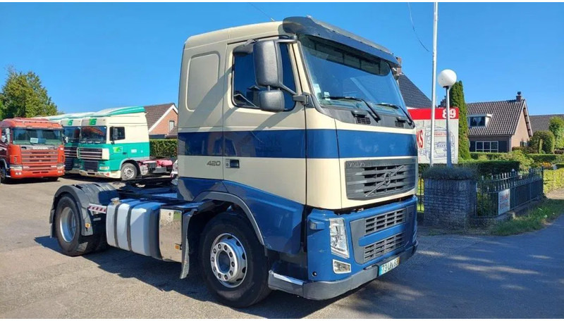 Volvo FH 12.420 - Cabeza tractora: foto 2 Volvo FH 12.420 - Cabeza tractora: foto 2