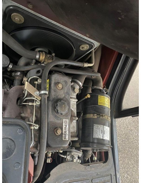 Carretilla elevadora diésel Linde H30 H 30 Diesel !!!LOW HOURS!!!: foto 15 Carretilla elevadora diésel Linde H30 H 30 Diesel !!!LOW HOURS!!!: foto 15