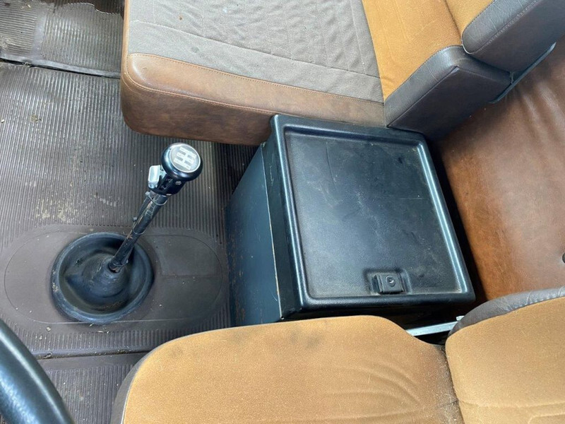 Camión chasis Scania T82 T 82 4x2 CHASSIS FULL STEEL SUSPENSION: foto 16 Camión chasis Scania T82 T 82 4x2 CHASSIS FULL STEEL SUSPENSION: foto 16