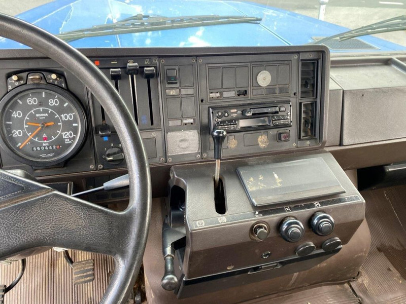 Camión chasis Scania T82 T 82 4x2 CHASSIS FULL STEEL SUSPENSION: foto 18 Camión chasis Scania T82 T 82 4x2 CHASSIS FULL STEEL SUSPENSION: foto 18