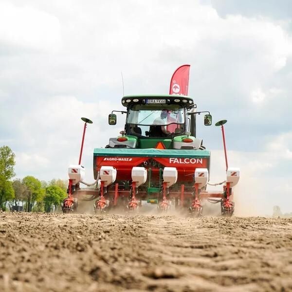 AGRO-MASZ FALCON - SIEWNIK PUNKTOWY - Sembradora de precisión: foto 5 AGRO-MASZ FALCON - SIEWNIK PUNKTOWY - Sembradora de precisión: foto 5
