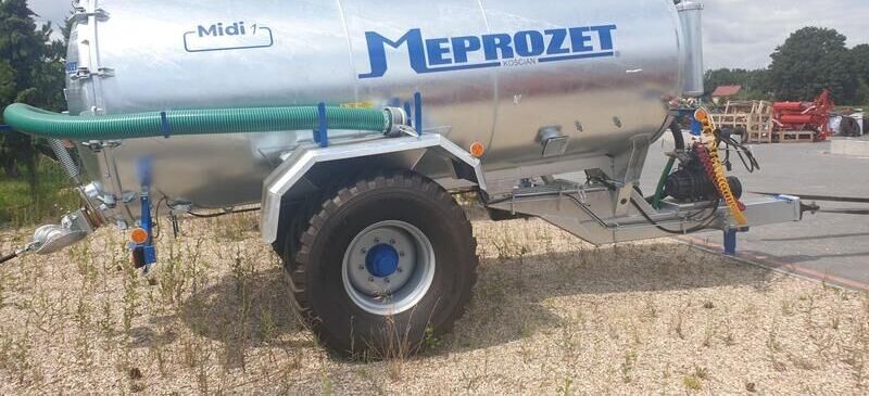 MEPROZET Güllefässer/ Slurry tank/ Beczkowóz 8000 l - Cuba de purín: foto 1 MEPROZET Güllefässer/ Slurry tank/ Beczkowóz 8000 l - Cuba de purín: foto 1