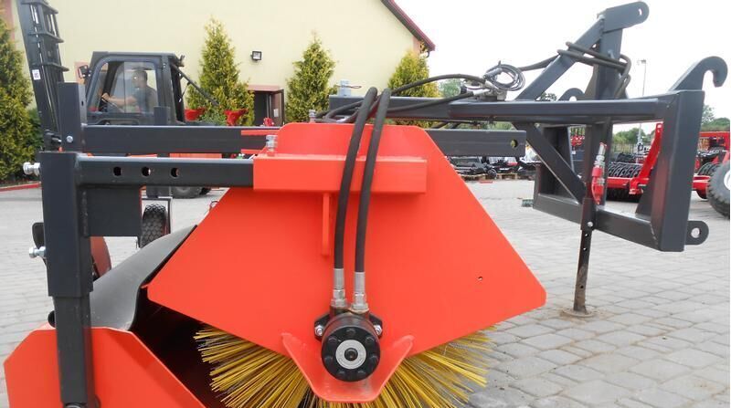Metal-technik Sweeper/ Zamiatarka 2,4*M - Barredora cucharón para Vehículo municipal: foto 3 Metal-technik Sweeper/ Zamiatarka 2,4*M - Barredora cucharón para Vehículo municipal: foto 3