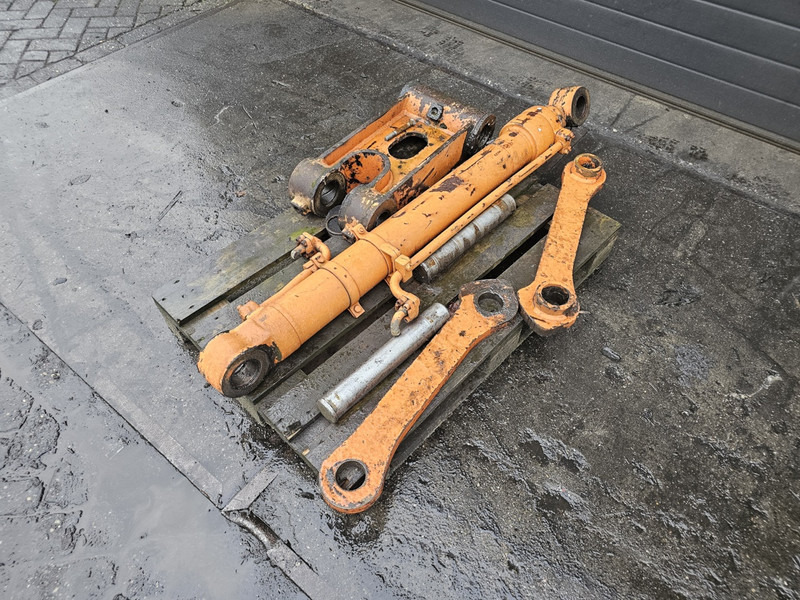 Doosan dx 180 cilinder drukstuk doosan dx link doosan dx180 - Implemento para Maquinaria de construcción: foto 1 Doosan dx 180 cilinder drukstuk doosan dx link doosan dx180 - Implemento para Maquinaria de construcción: foto 1