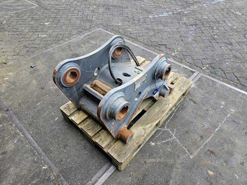 Hydraulische snelwissel cw45s cw45s coupler verachtert eurosteel - Acoplamiento rápido para Maquinaria de construcción: foto 3 Hydraulische snelwissel cw45s cw45s coupler verachtert eurosteel - Acoplamiento rápido para Maquinaria de construcción: foto 3