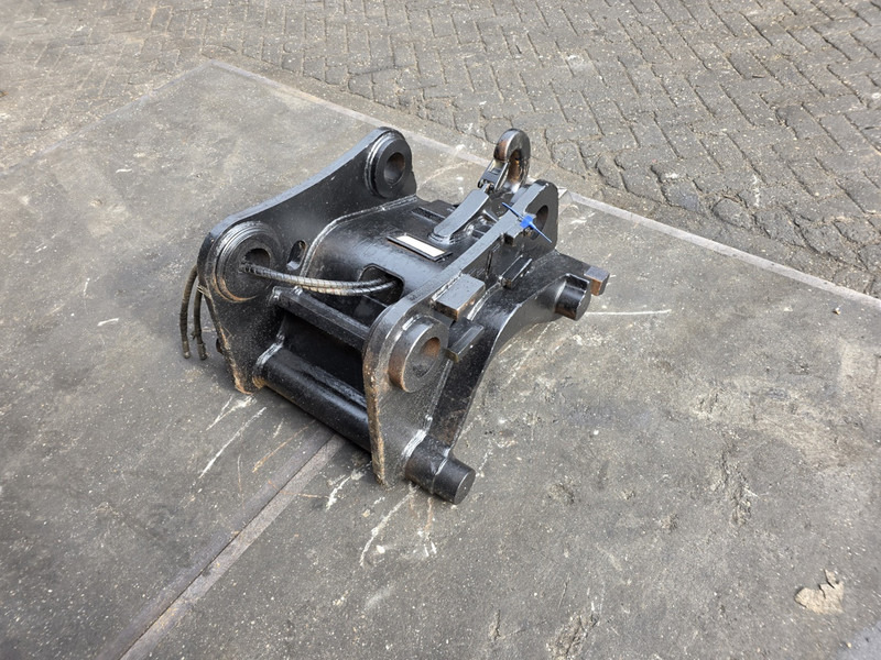 Snelwissel cw45 coupler verachtert coupler cw45 verachtert - Acoplamiento rápido para Maquinaria de construcción: foto 4 Snelwissel cw45 coupler verachtert coupler cw45 verachtert - Acoplamiento rápido para Maquinaria de construcción: foto 4