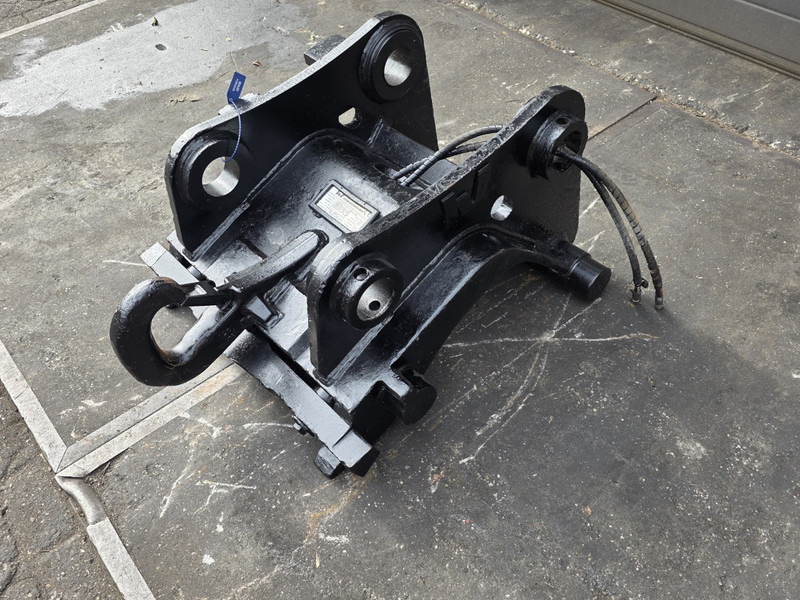 Snelwissel cw45 coupler verachtert coupler cw45 verachtert - Acoplamiento rápido para Maquinaria de construcción: foto 2 Snelwissel cw45 coupler verachtert coupler cw45 verachtert - Acoplamiento rápido para Maquinaria de construcción: foto 2