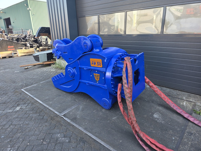 Trevibenne fr 38 vergruizer crusher trevibenne - Cizalla de demolición: foto 3 Trevibenne fr 38 vergruizer crusher trevibenne - Cizalla de demolición: foto 3