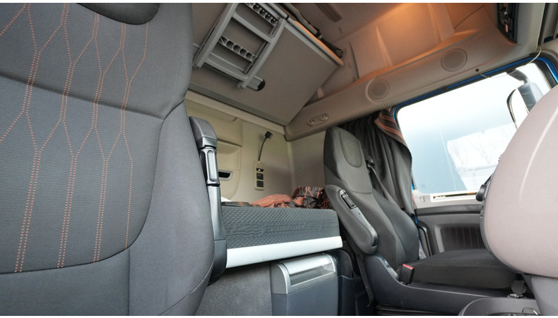 Cabeza tractora DAF XF 480 SSC EURO 823.200KM: foto 7