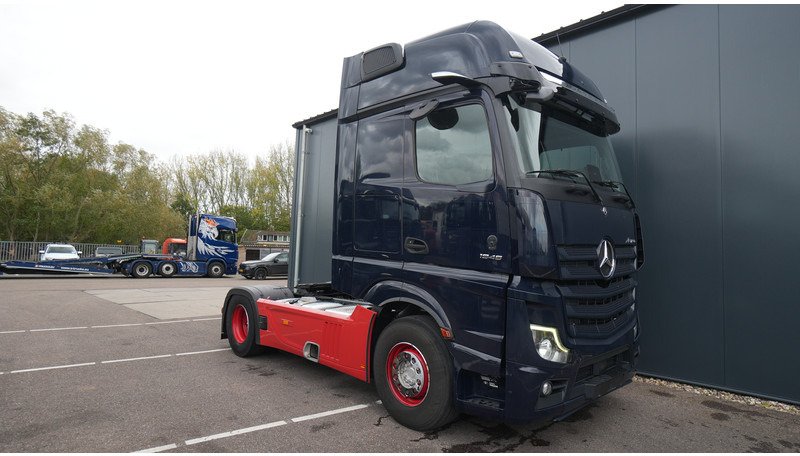 Mercedes-Benz ACTROS 1945 GIGASPACE 649.700KM - Cabeza tractora: foto 4 Mercedes-Benz ACTROS 1945 GIGASPACE 649.700KM - Cabeza tractora: foto 4
