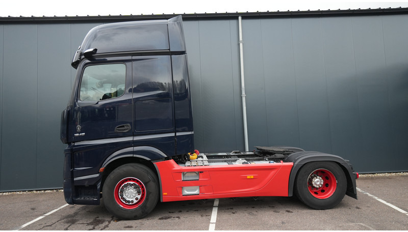 Mercedes-Benz ACTROS 1945 GIGASPACE 713.000KM - Cabeza tractora: foto 1 Mercedes-Benz ACTROS 1945 GIGASPACE 713.000KM - Cabeza tractora: foto 1