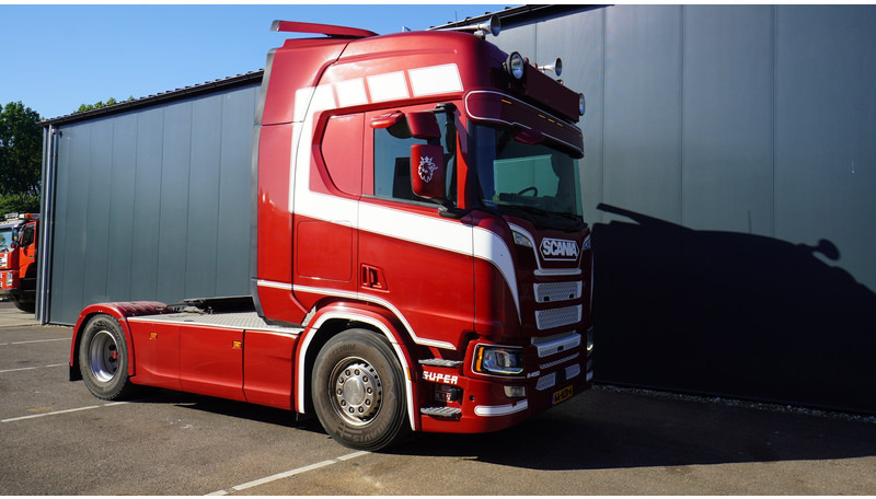 Scania R 450 TOPLINE EURO 6 RETARDER - Cabeza tractora: foto 4 Scania R 450 TOPLINE EURO 6 RETARDER - Cabeza tractora: foto 4