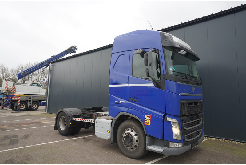 Volvo FH 420 ADR EURO 6 733.000km - Cabeza tractora: foto 4 Volvo FH 420 ADR EURO 6 733.000km - Cabeza tractora: foto 4