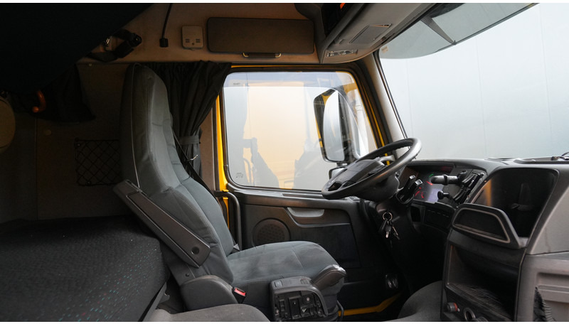 Volvo FM 370 EURO 5 - Cabeza tractora: foto 5 Volvo FM 370 EURO 5 - Cabeza tractora: foto 5