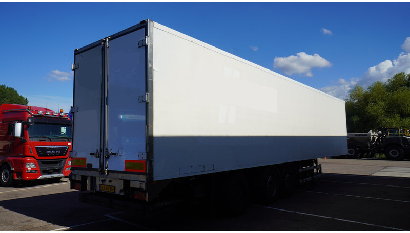 H.T.F. 3 AXLE FRIGO TRAILER CARRIER VECTOR 1800 - Semirremolque frigorífico: foto 5 H.T.F. 3 AXLE FRIGO TRAILER CARRIER VECTOR 1800 - Semirremolque frigorífico: foto 5
