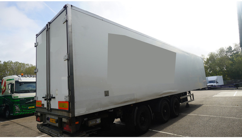 H.T.F. 3 AXLE ISOTHERM BOX TRAILER - Semirremolque frigorífico: foto 5 H.T.F. 3 AXLE ISOTHERM BOX TRAILER - Semirremolque frigorífico: foto 5