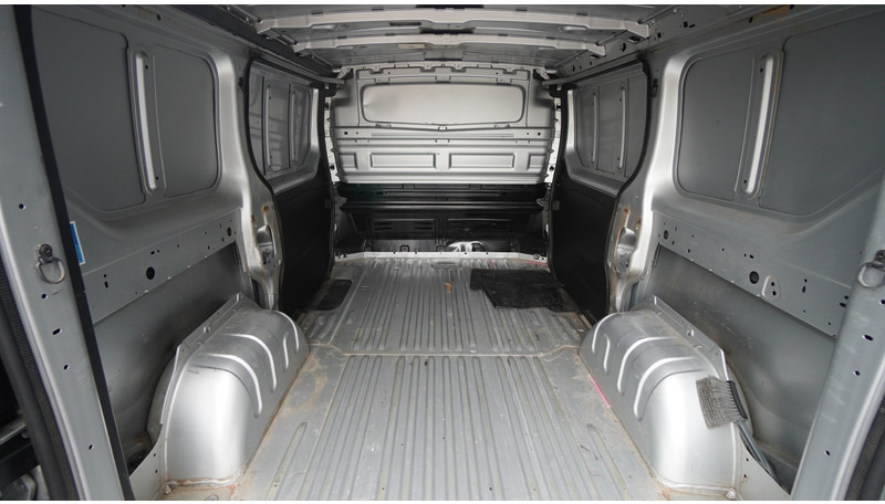 Renault Trafic 95 70KW AIRCO - Furgoneta caja cerrada: foto 5 Renault Trafic 95 70KW AIRCO - Furgoneta caja cerrada: foto 5