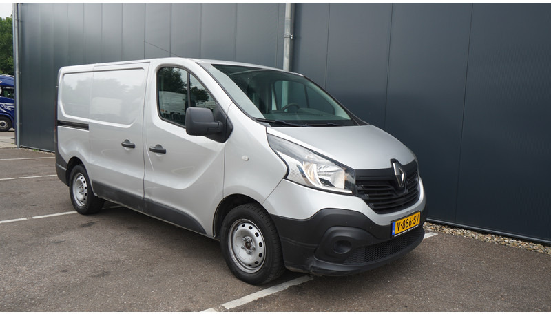 Renault Trafic 95 70KW AIRCO - Furgoneta caja cerrada: foto 4 Renault Trafic 95 70KW AIRCO - Furgoneta caja cerrada: foto 4
