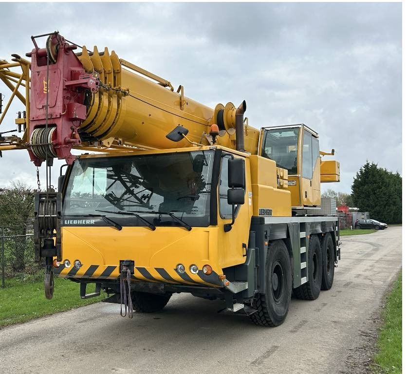 Liebherr LTM 1055-3.1 - Grúa todo terreno: foto 3 Liebherr LTM 1055-3.1 - Grúa todo terreno: foto 3