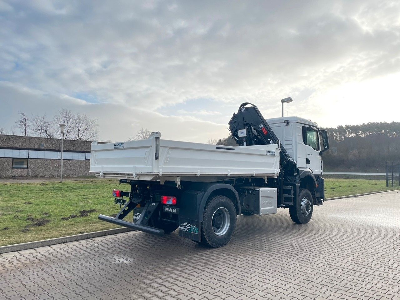 MAN TGS 18.400 TG3 4x4 Euro6e Hiab X-HiDuo 138DS-4 - Camión volquete, Camión grúa: foto 3 MAN TGS 18.400 TG3 4x4 Euro6e Hiab X-HiDuo 138DS-4 - Camión volquete, Camión grúa: foto 3
