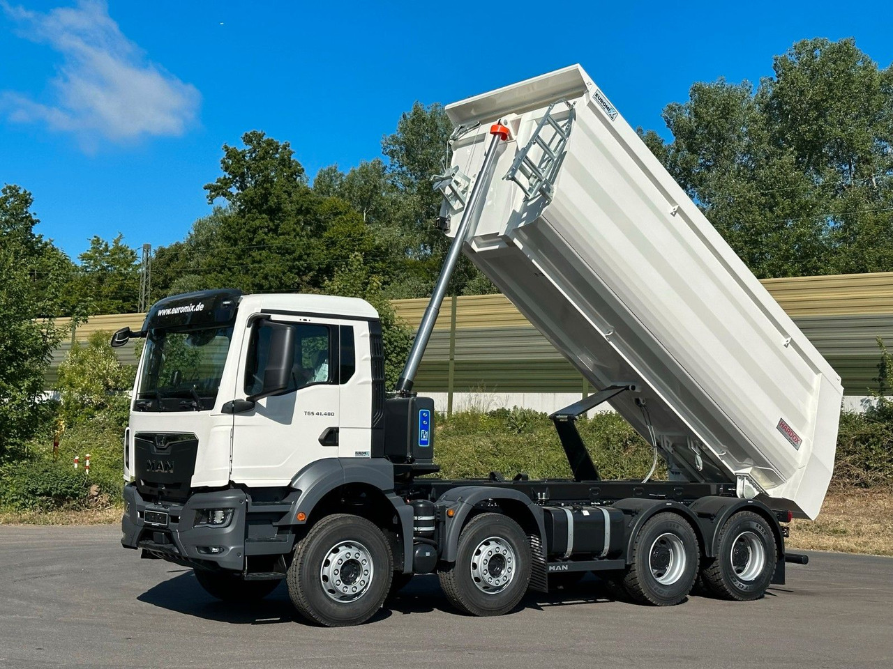 MAN TGS 41.480 BB 8X4 Euromix Mulden Kipper HARDOX - Camión volquete: foto 1 MAN TGS 41.480 BB 8X4 Euromix Mulden Kipper HARDOX - Camión volquete: foto 1