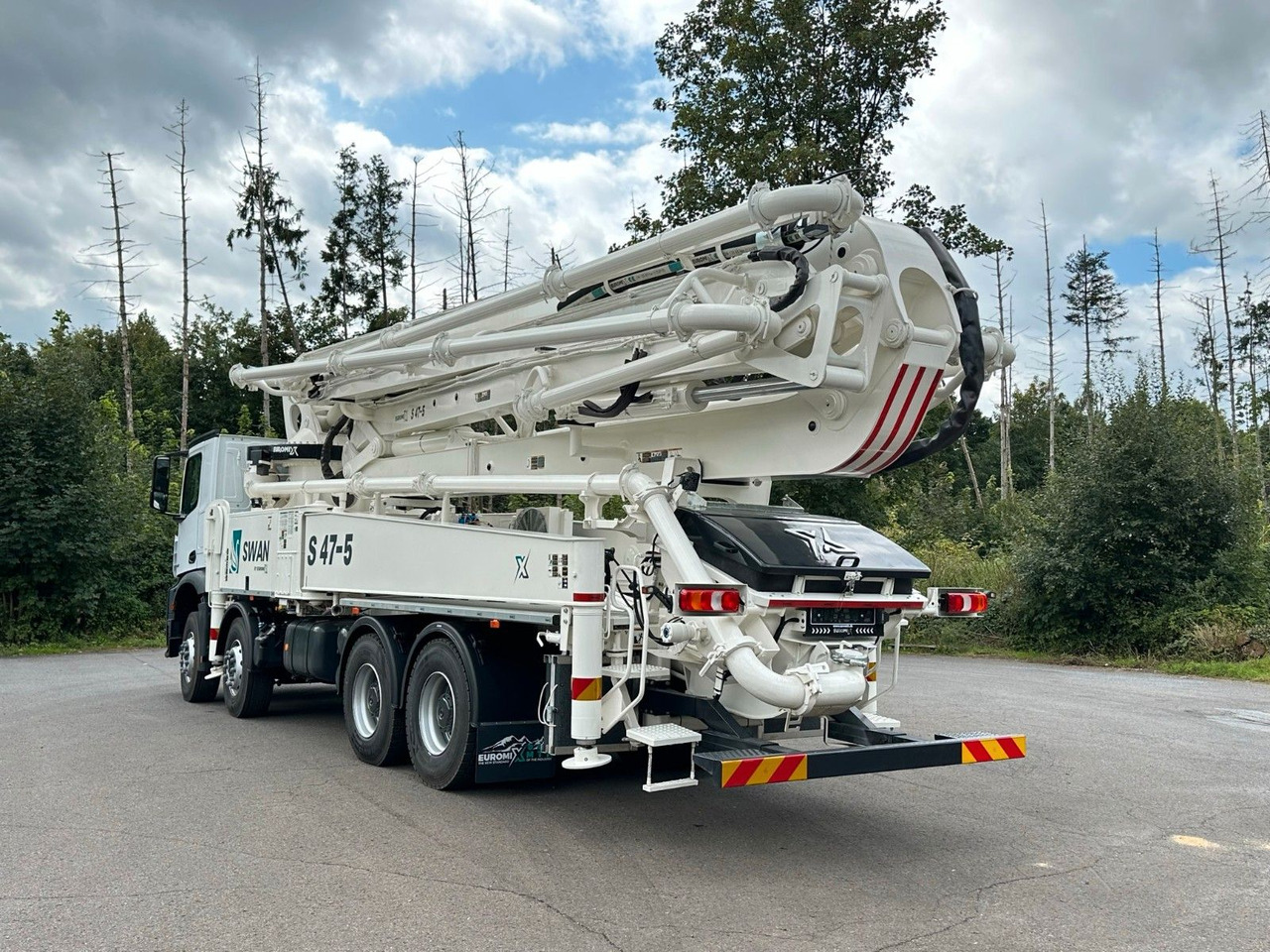 Mercedes-Benz Arocs 5 4142 8x4 SWAN TSP 47-5 160RZ ( 47m ) - Camión hormigonera: foto 5 Mercedes-Benz Arocs 5 4142 8x4 SWAN TSP 47-5 160RZ ( 47m ) - Camión hormigonera: foto 5