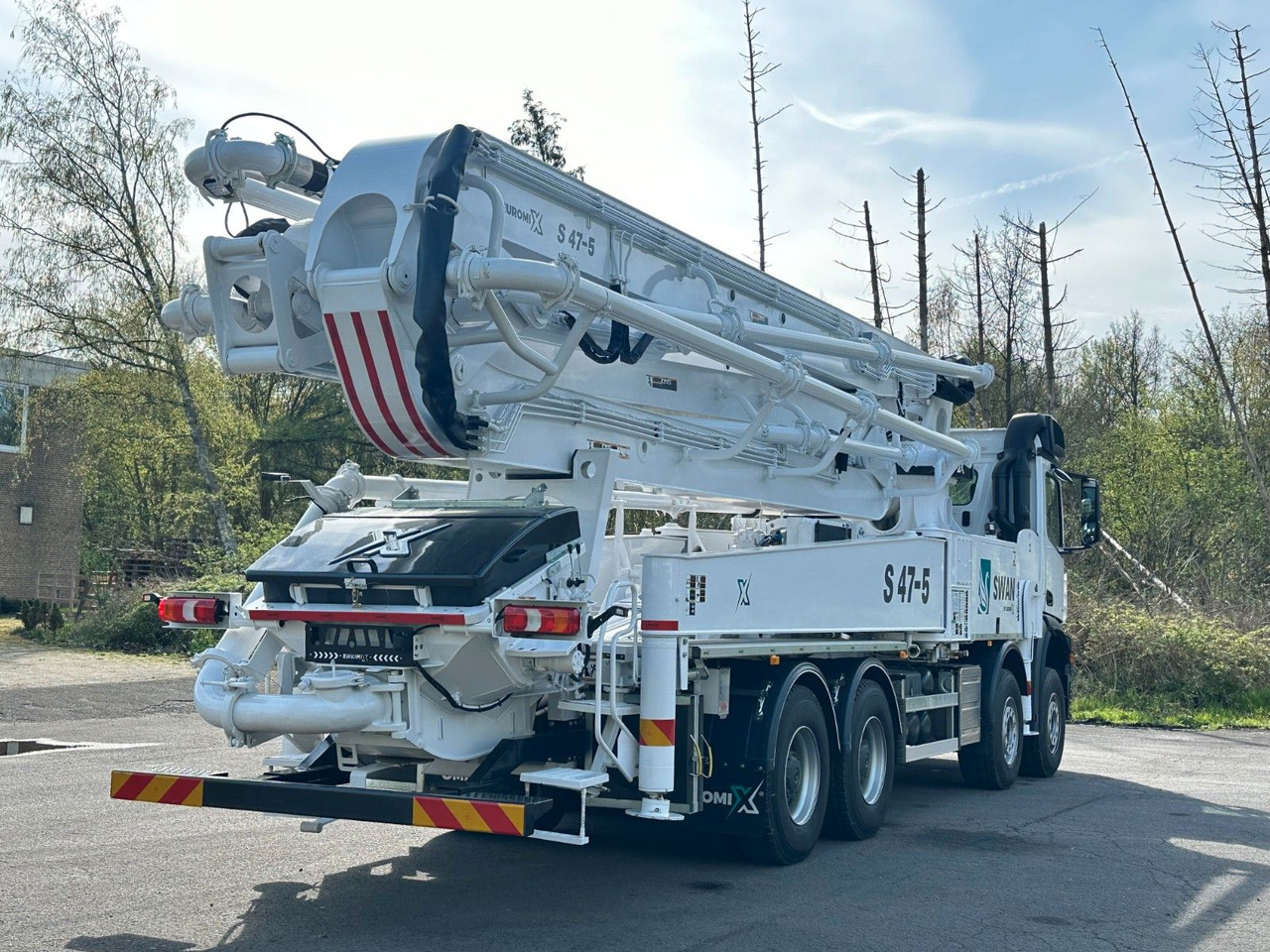 Mercedes-Benz Arocs 5 4542 8x4 SWAN TSP 47-5 160RZ ( 47m ) - Camión hormigonera: foto 5 Mercedes-Benz Arocs 5 4542 8x4 SWAN TSP 47-5 160RZ ( 47m ) - Camión hormigonera: foto 5