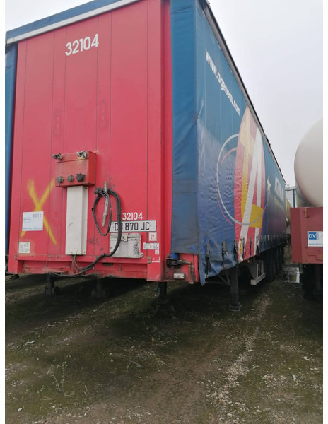 Curtain semi-trailer with used aboveground 2700 &4850L tanks Gas, Gaz, LPG, GPL, Propane, Butane tank ID 8.370 - Semirremolque lona: foto 2 Curtain semi-trailer with used aboveground 2700 &4850L tanks Gas, Gaz, LPG, GPL, Propane, Butane tank ID 8.370 - Semirremolque lona: foto 2