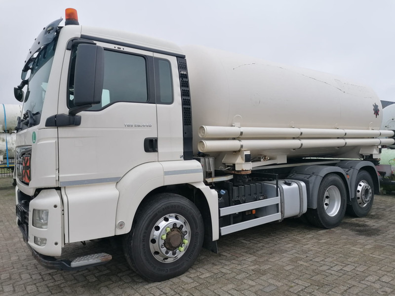 MAN TGS L.2007.46.003 6x2 -19512 L Gas tank truck -Gas, Gaz, LPG, GPL, Propane, Butane tank, Gastank ID 2.164 GOFA, massmeter, body swap - Camión cisterna: foto 1 MAN TGS L.2007.46.003 6x2 -19512 L Gas tank truck -Gas, Gaz, LPG, GPL, Propane, Butane tank, Gastank ID 2.164 GOFA, massmeter, body swap - Camión cisterna: foto 1