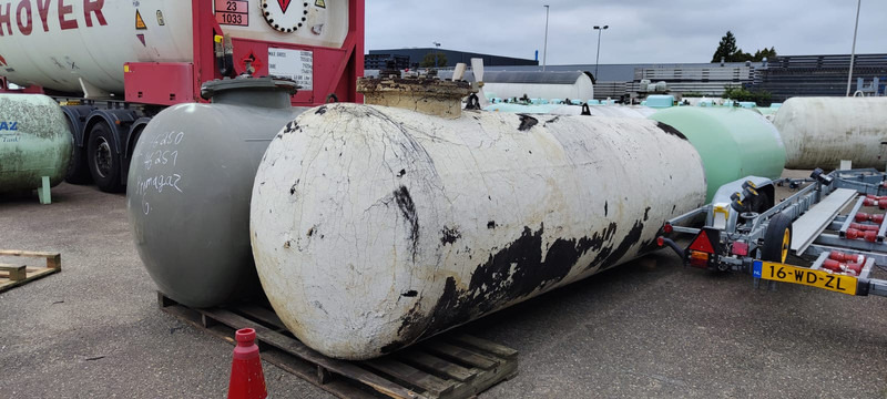 Visser 4850L(2.42 ton) Gastanks - Gas, Gaz, LPG, GPL, Propane, Butane tank Underground Gastank Used Tanks ID 1.008 ( Flexible options: Wholesale in a trailer/ Retail) - Camión cisterna: foto 3 Visser 4850L(2.42 ton) Gastanks - Gas, Gaz, LPG, GPL, Propane, Butane tank Underground Gastank Used Tanks ID 1.008 ( Flexible options: Wholesale in a trailer/ Retail) - Camión cisterna: foto 3