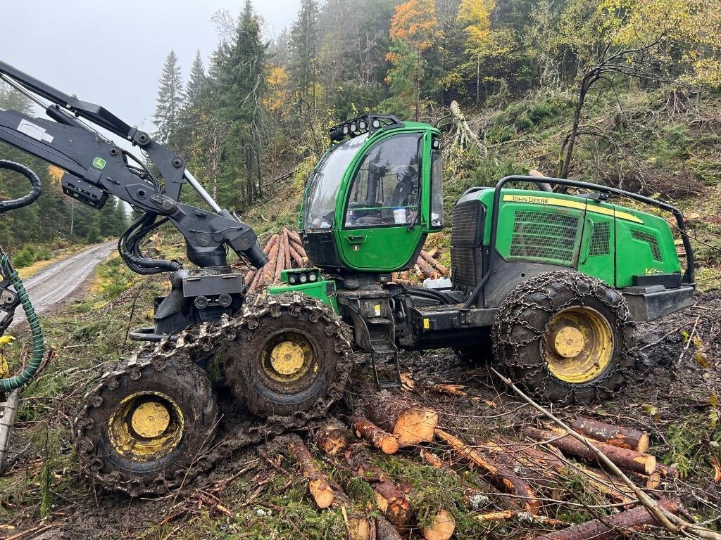 John Deere 1270 E - Procesadora forestal: foto 4 John Deere 1270 E - Procesadora forestal: foto 4