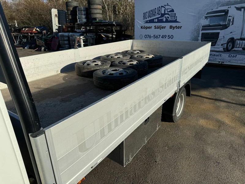 Iveco Daily 35C18, Flatbed-truck, 3.0TDi, 2022 - Camión caja abierta: foto 4 Iveco Daily 35C18, Flatbed-truck, 3.0TDi, 2022 - Camión caja abierta: foto 4
