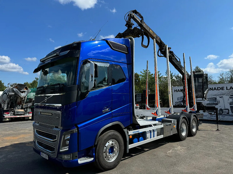 Volvo FH 6x4, Timber-truck + Jonsered 1080, 2017 - Camión forestal, Camión grúa: foto 2 Volvo FH 6x4, Timber-truck + Jonsered 1080, 2017 - Camión forestal, Camión grúa: foto 2