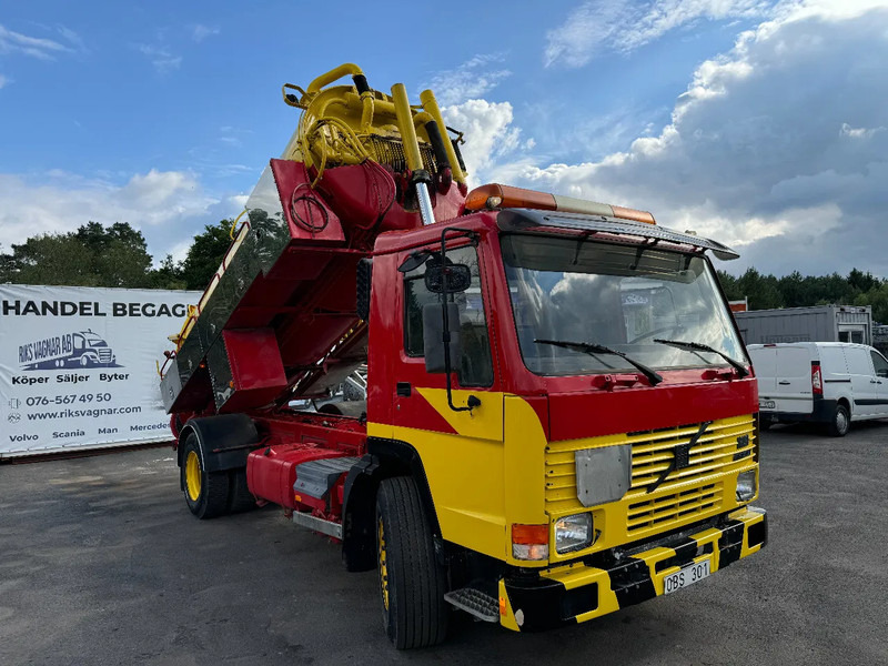 Volvo FL 10.320 4x2, Tipper 12m3 Sludge & Flushing Truck, with remote control, YM: 1990 - Limpieza de alcantarillado: foto 1 Volvo FL 10.320 4x2, Tipper 12m3 Sludge & Flushing Truck, with remote control, YM: 1990 - Limpieza de alcantarillado: foto 1