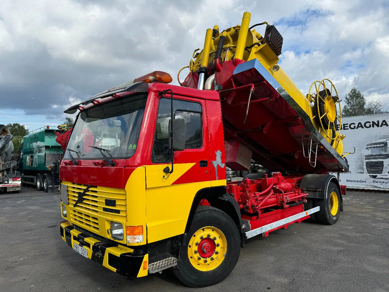 Volvo FL 10.320 4x2, Tipper 12m3 Sludge & Flushing Truck, with remote control, YM: 1990 - Limpieza de alcantarillado: foto 3 Volvo FL 10.320 4x2, Tipper 12m3 Sludge & Flushing Truck, with remote control, YM: 1990 - Limpieza de alcantarillado: foto 3