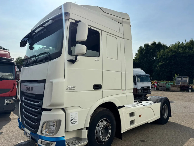 DAF XF 510 **EURO 6-CLEAN TRUCK** - Cabeza tractora: foto 1 DAF XF 510 **EURO 6-CLEAN TRUCK** - Cabeza tractora: foto 1