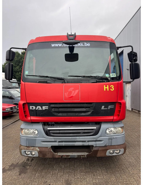DAF LF 55.220 **MANUAL GEARBOX-EURO4-BELGIAN TRUCK** - Camión caja cerrada: foto 2 DAF LF 55.220 **MANUAL GEARBOX-EURO4-BELGIAN TRUCK** - Camión caja cerrada: foto 2