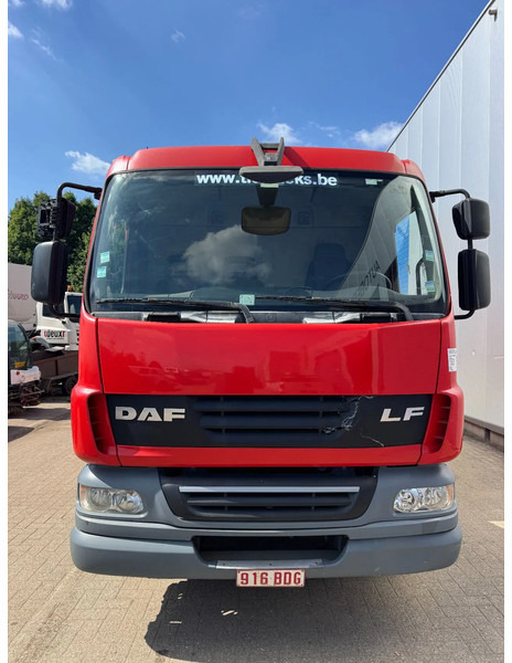 DAF LF 55 **EURO 5-MANUAL GEARBOX-BELGIAN TRUCK** - Camión caja cerrada: foto 2 DAF LF 55 **EURO 5-MANUAL GEARBOX-BELGIAN TRUCK** - Camión caja cerrada: foto 2